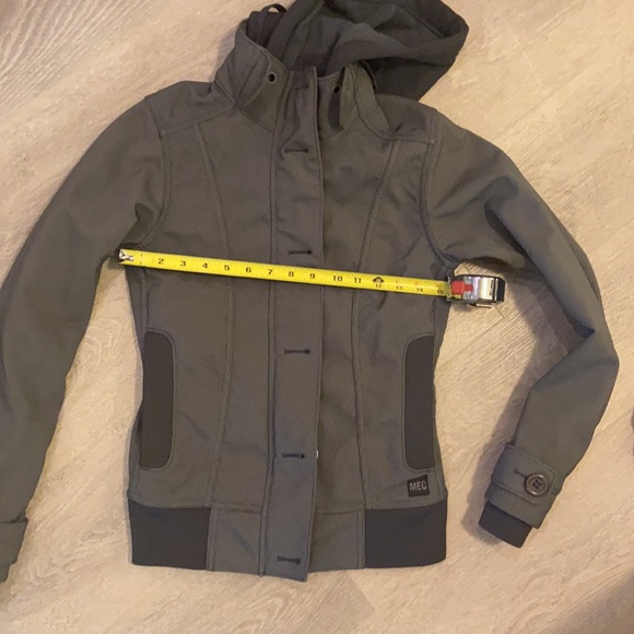 Grey hooded jacket MEC - Picture 7 of 7